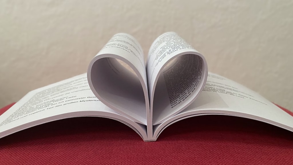 Aufgeschlagenes Buch